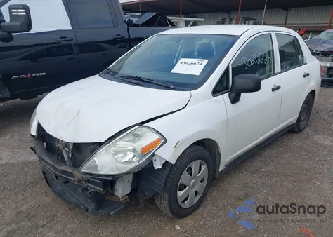 2010 Nissan Versa 1.6 из США, поврежденный, VIN 3N1CC1AP1AL388837